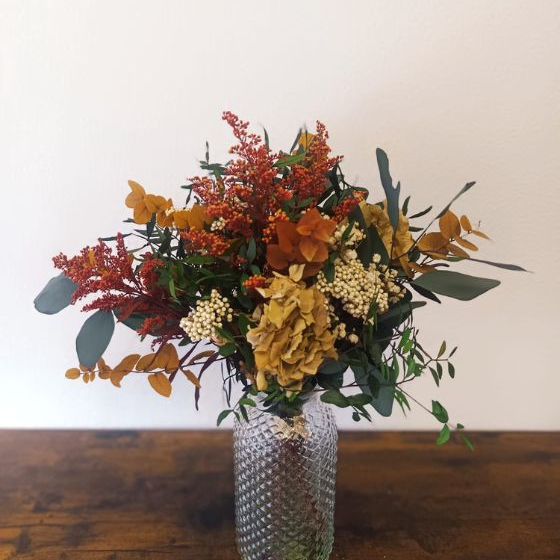 Ramo tonos otoñal con jarrón